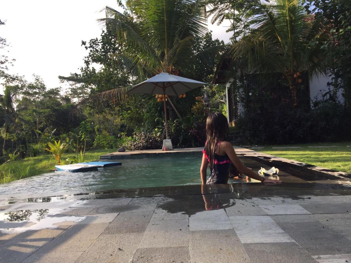 Uma Mupu Retreat Villa Gianyar  Exterior photo