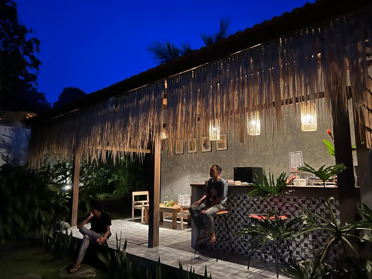 Uma Mupu Retreat Villa Gianyar  Exterior photo